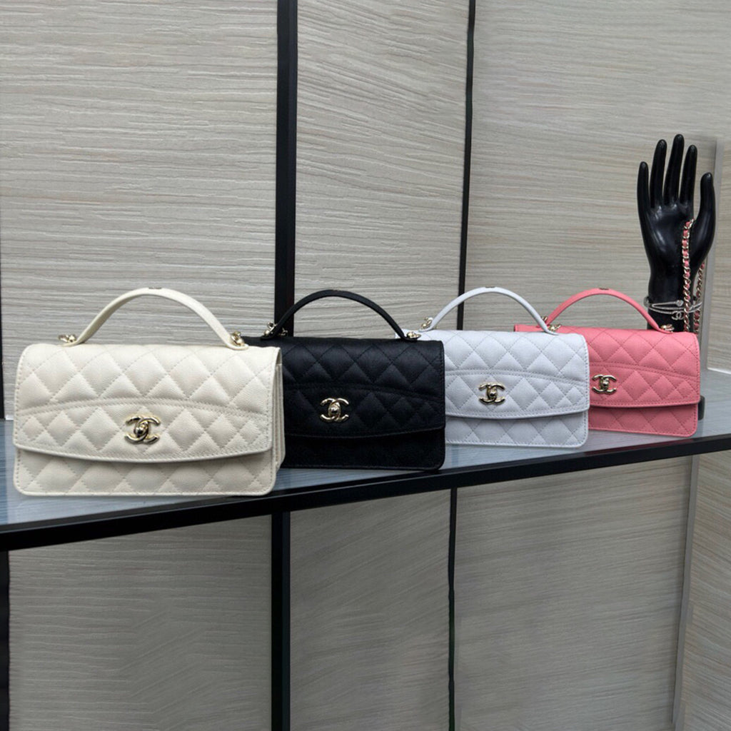 Chanel Chain Clutch Grain Embossed Calfskin With Gold Metal Logo Shoulder Crossbody Bag Fashion Temperament Pure Colour Spring Summer Bags AP4402Y #81133