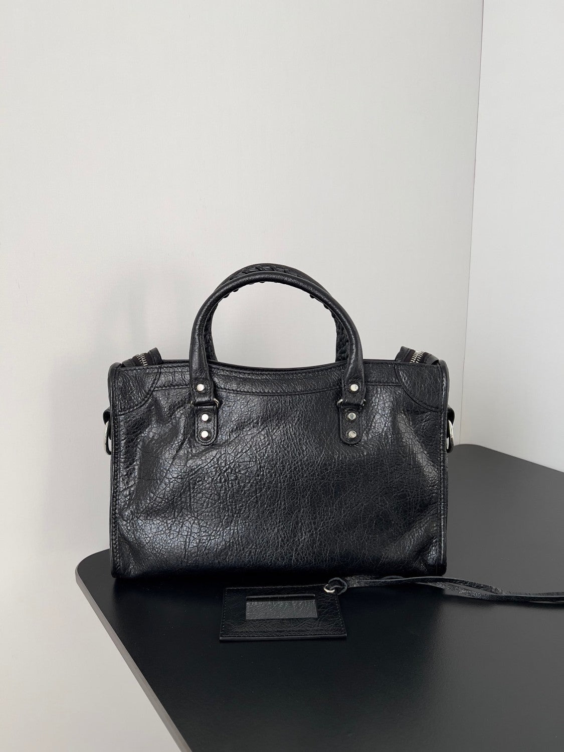 Balenciaga Men's And Women's Solid Color Zipper Closure Adjustable Detachable Shoulder Strap Goatskin Shoulder Handbag Bag Bags #75368