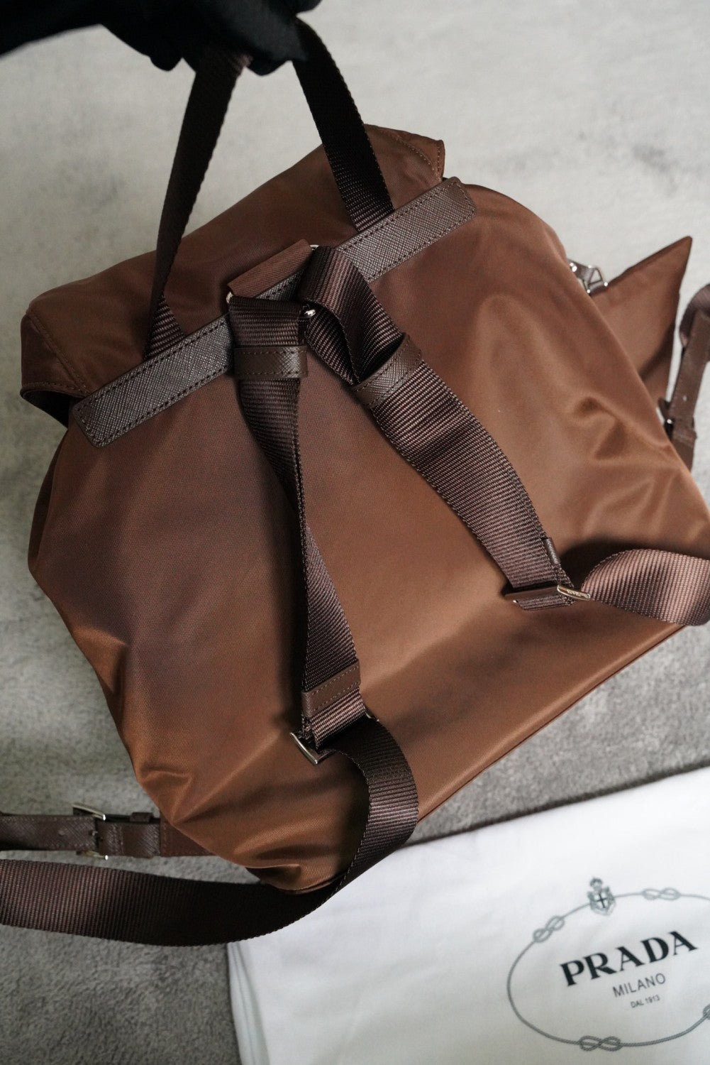 Prada Medium Re-nylon Backpack Coffee Brown Multi-pocket Fashion Backpack Casual Bag Bags1bz811_rv44_f0038_v_otm #82283A