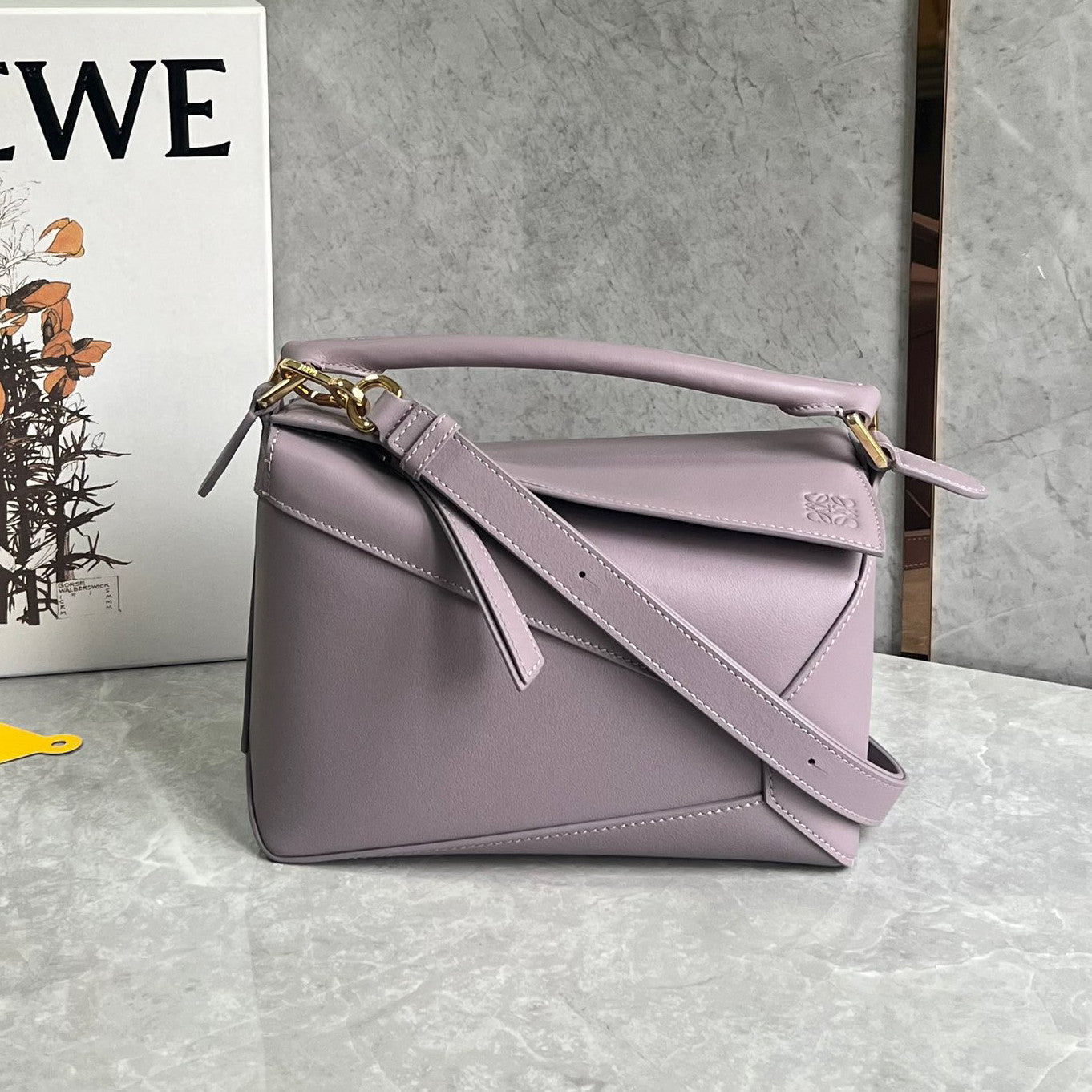Loewe Women's Fashion Classic Solid-Color Grained Cowhide Small Shoulder Bag Handbag Crossbody Bag Bags #78824