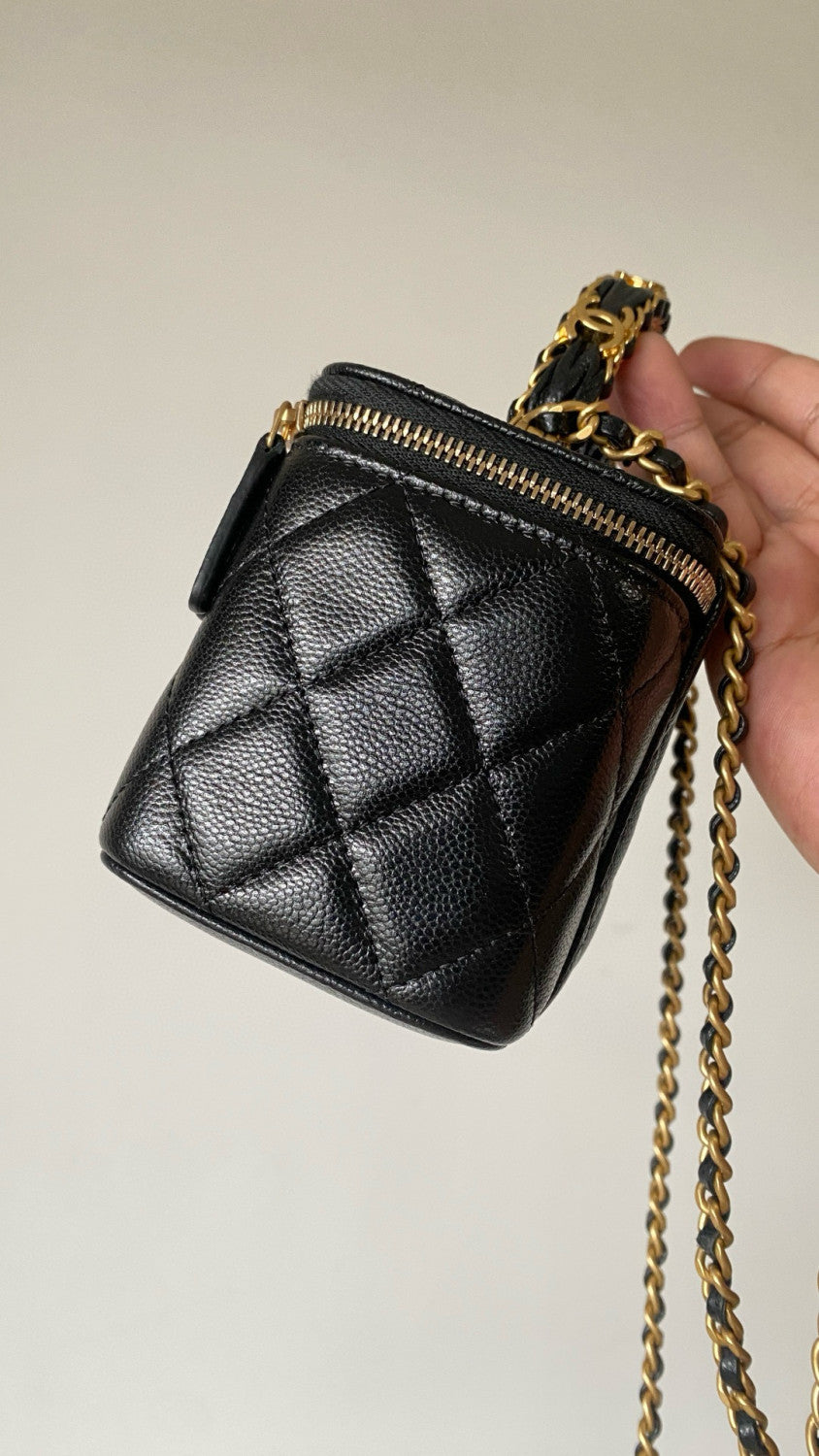 Chanel Women's Retro Vanity Series Solid Color Double C Adjustable Buckle Plaid Leather Shoulder Crossbody Casual Cosmetic Bag Bags #77895
