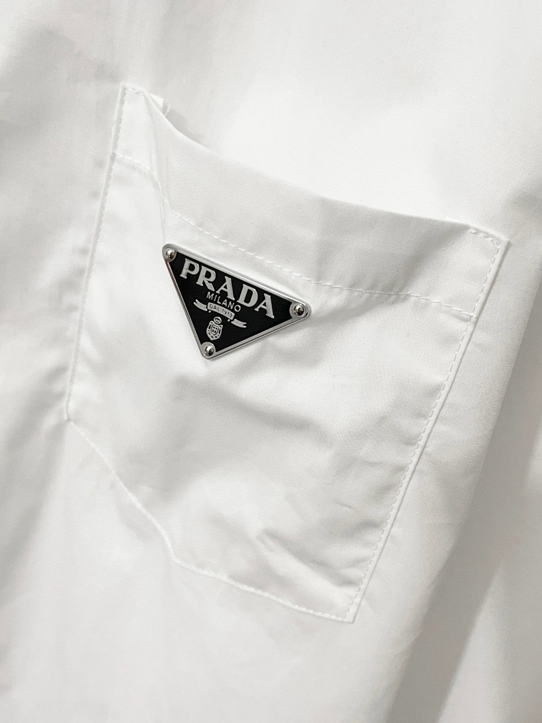 Prada Men's Women's Spring/Summer Solid Color Cotton Triangle Label Pocket Single Button Long Sleeve Shirt #77372