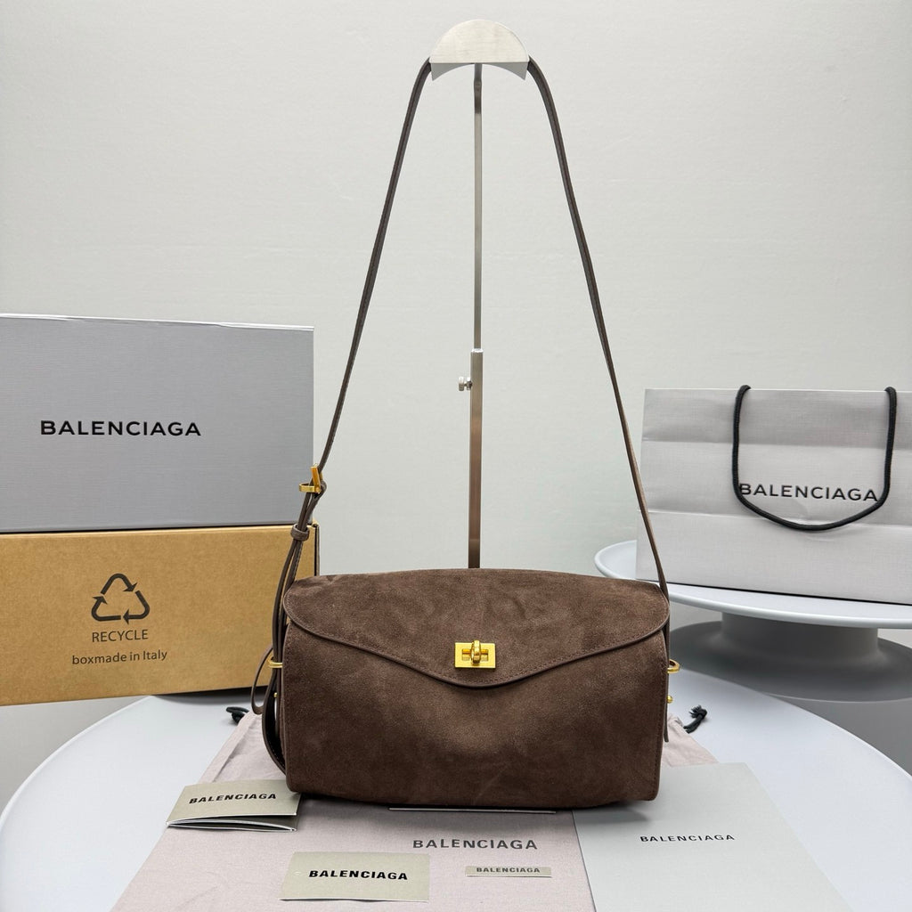 Balenciaga Le 7 Shoulder Bag Medium #378950