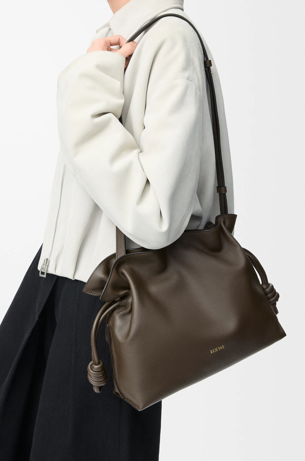 Loewe Women's Medium Nappa Calfskin Leather Flamenco Clutch Solid Color Shoulder Crossbody Bag Magnetic Clasp Closure Bag Bags 0010966075 #81348