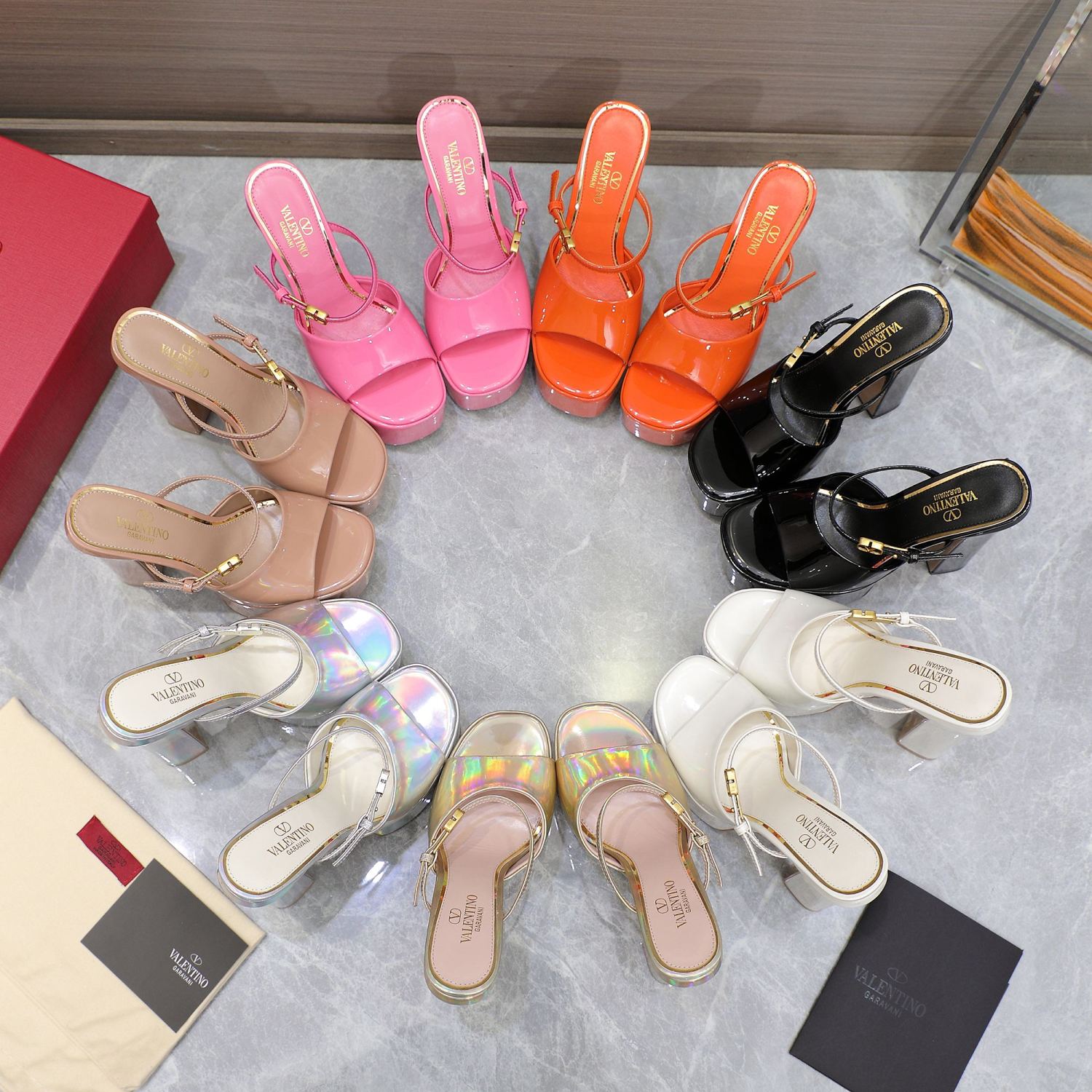 Valentino Spring And Summer Waterproof Platform Patent Leather High Heels Fashion Heightening Sexy Temperament Elegant Slippers Sandals Shoes Waterproof Platform 4cm Heel Height 15.5cm #81145