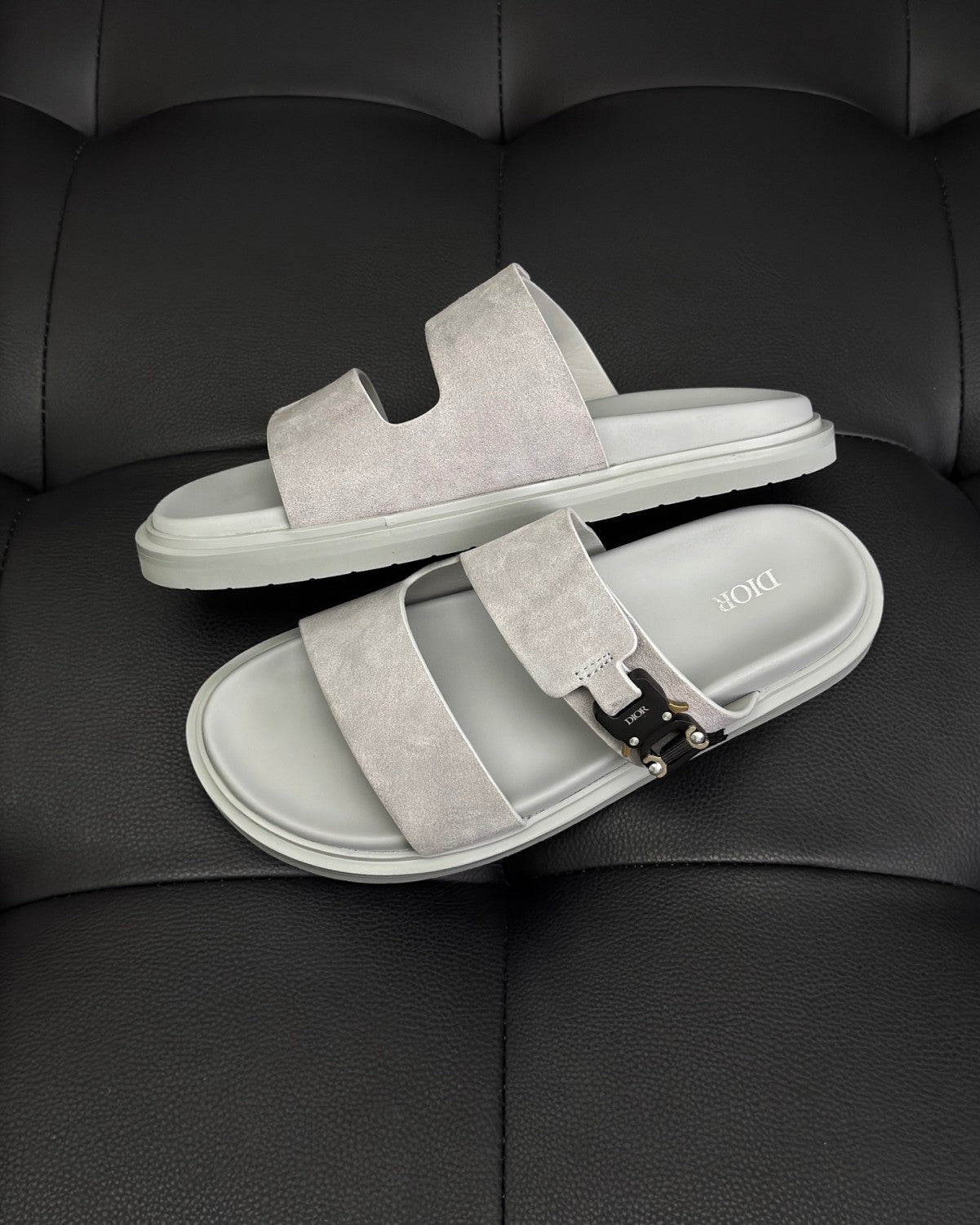 Dior Aqua Men's Summer Solid Color Classic Fashion Casual Suede Leather Aluminum Buckle Round Toe Flat Shoe Slippers Shoes #78181