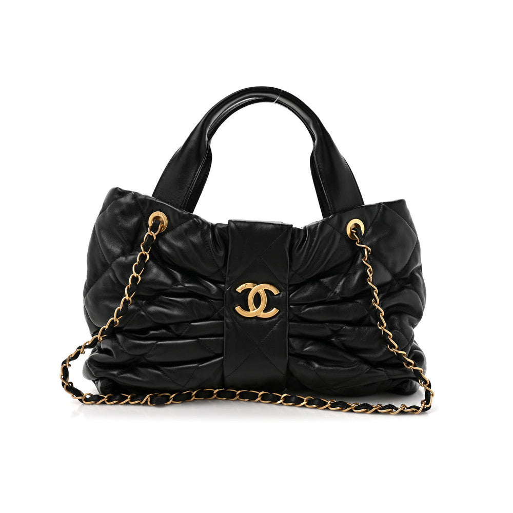Chanel 25k Runway Bow Bag Bow Shaped Stylish And Unique Available In Medium And Small Sizes Bag Bags #197476