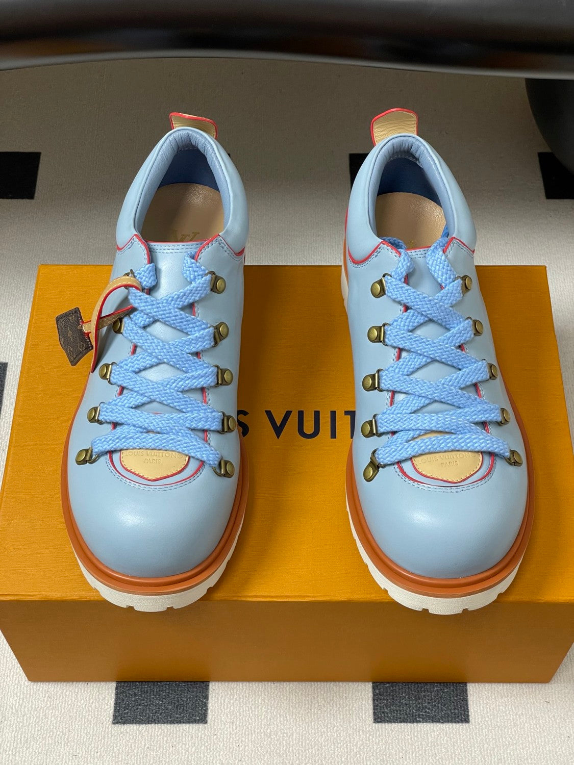 Louis Vuitton LV Remix Men's and Women's Summer Solid Color Cowhide Round Toe Lace-up Thick Sole Casual Shoes #77841