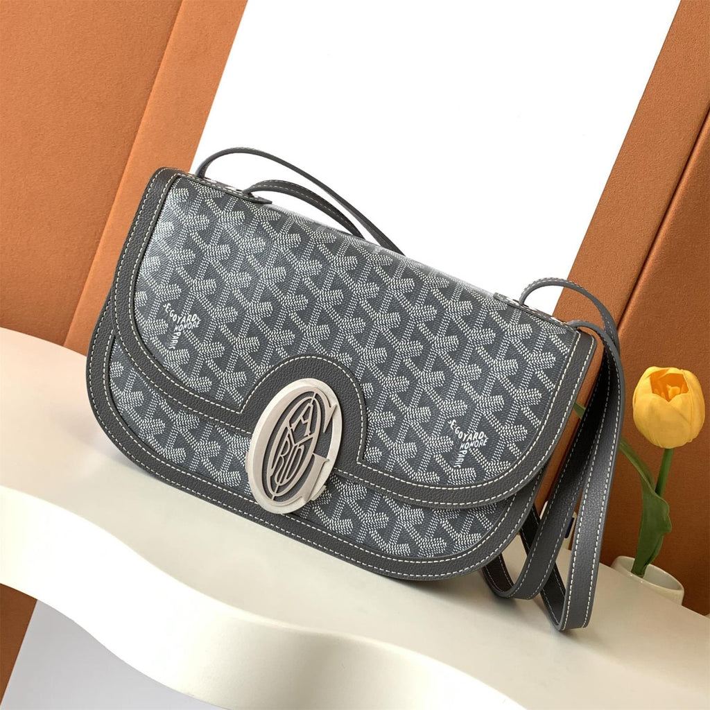 GOYARD Men's and Women's Old Flower Full Print Adjustable Shoulder Strap Canvas Patchwork Leather Flap Messenger Bag Shoulder Crossbody Bags #75318