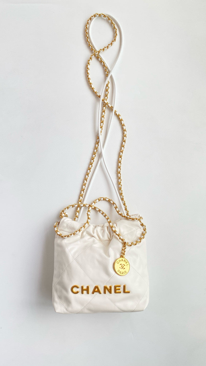 Chanel Women's Solid Color Logo Drawstring Closure Chain Shoulder Strap Glossy Calfskin Shoulder Crossbody Bag Bags #77838
