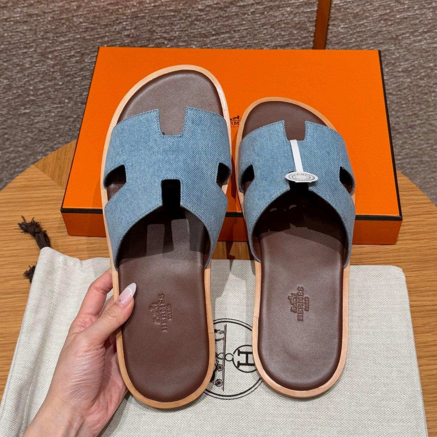 Hermes  Men's Summer Izmir Sandals Embroidered Leather Cowboy Round Toe Flat Casual Slippers Shoes #81317