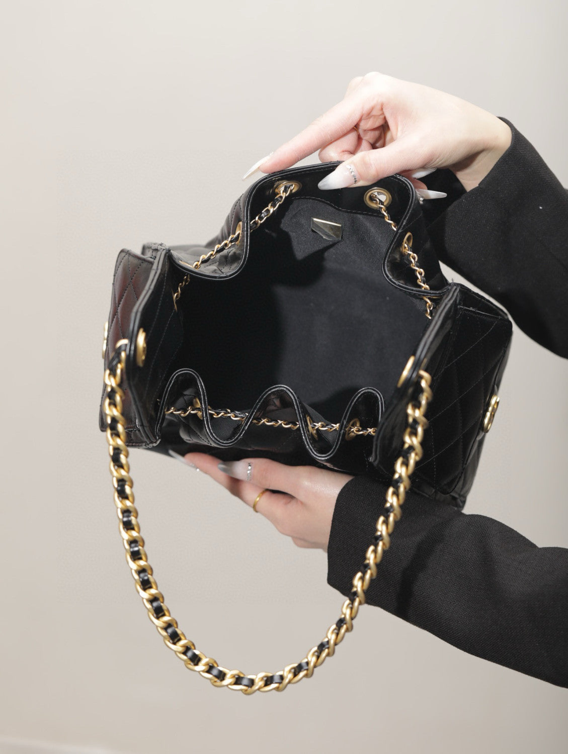 Chanel Women's Classic Double C Logo Solid Color Cowhide & Leather Tote Shoulder Bag Bags #75835