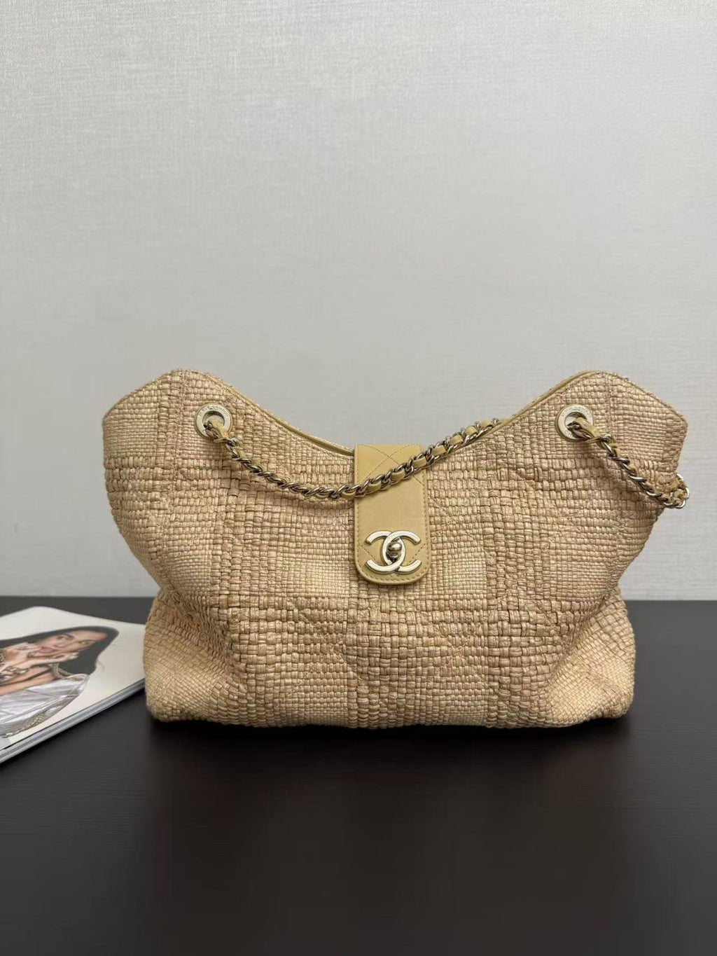 Chanel 2026 Spring/summer Preview Collection Shopping Bag Beige Woven Bags Gold-toned Metal-accented Leather Chain Crossbody Bag And Casual Straw Bags For Vacation #196025