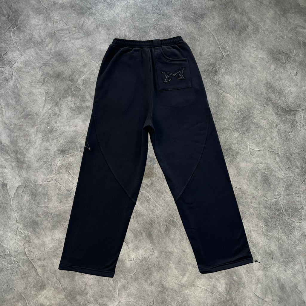 Mertra Straight Sweatpants Black
