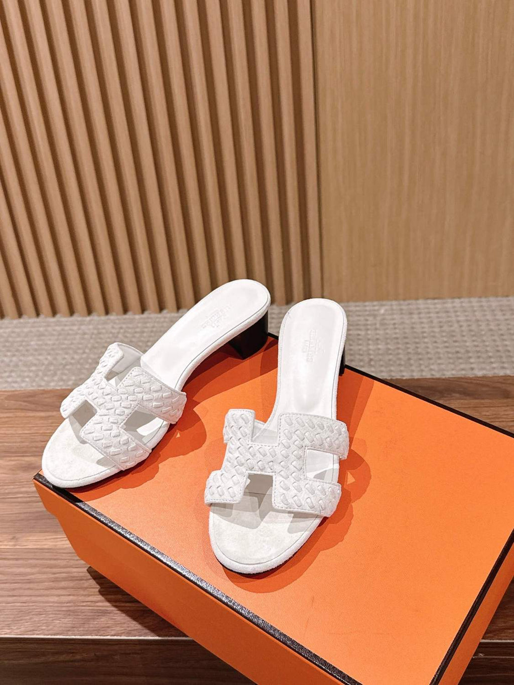 Hermès Woven Low Heel Slippers #384073