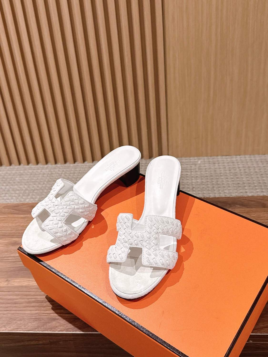 Hermès Woven Low Heel Slippers #384073