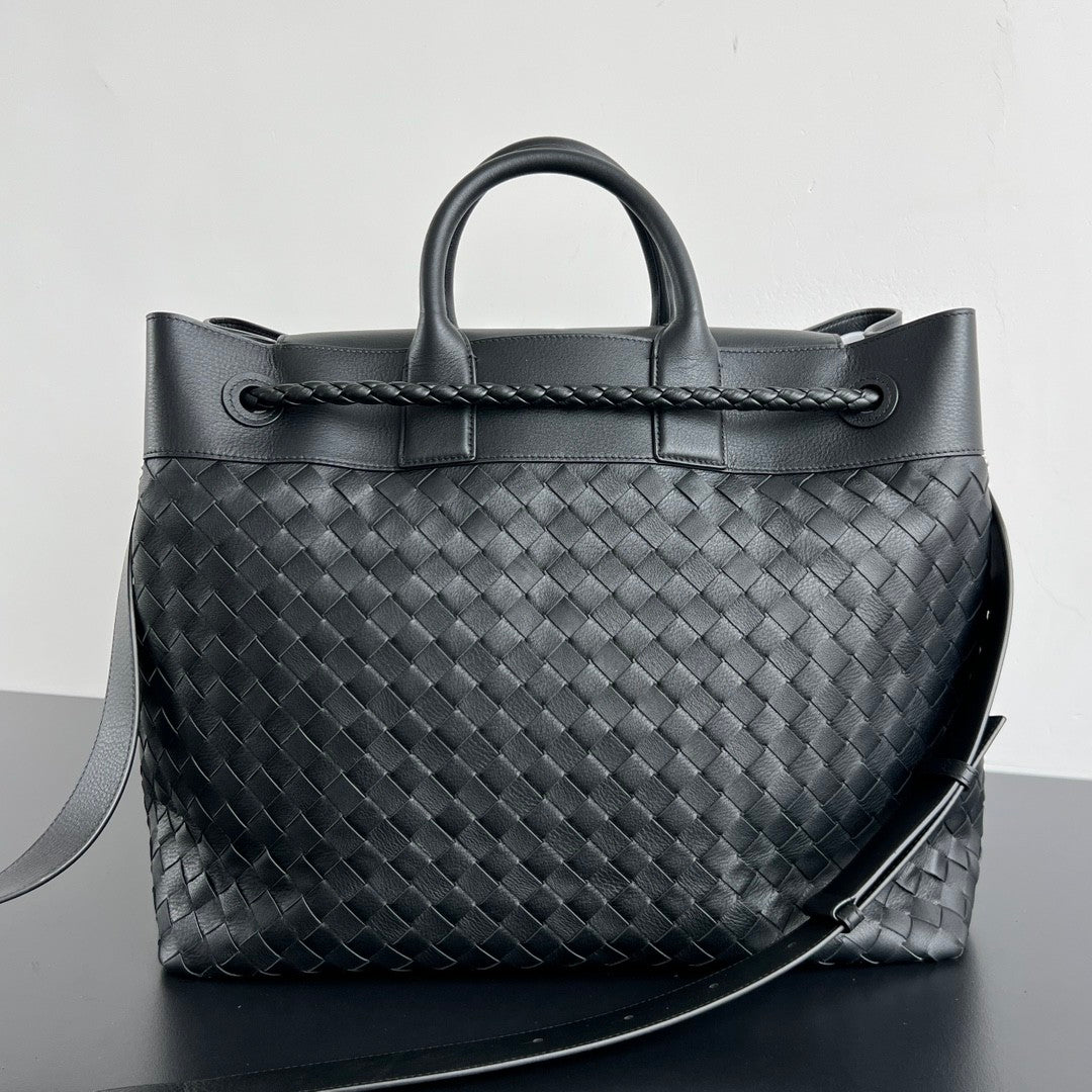 Bottega Veneta Men's Andiamo Voyager #382060