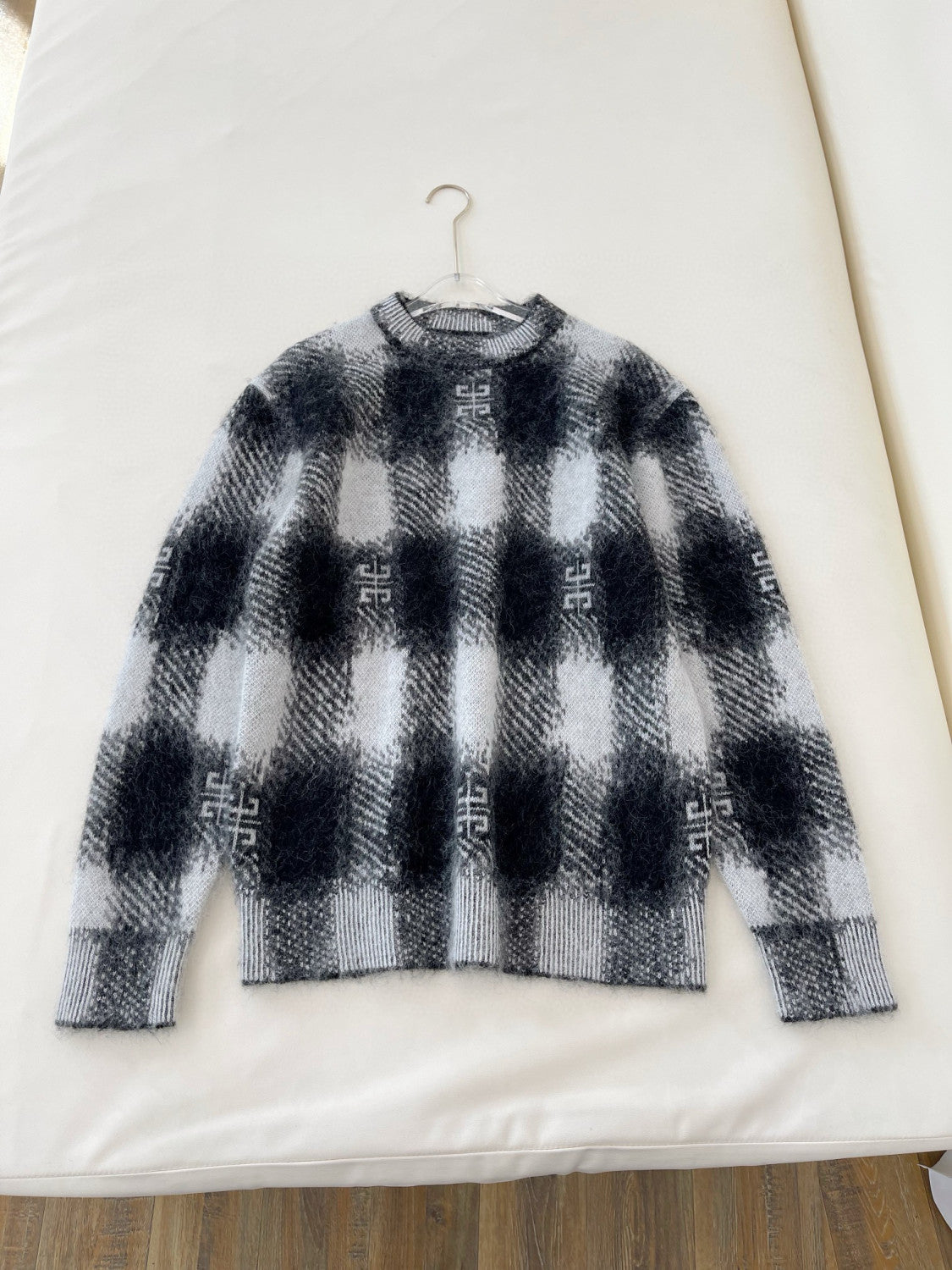 Givenchy Men's Autumn Black and White Check Mohair Cotton Knit Pullover Sweater #97723