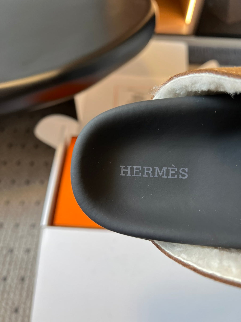 Hermes Men's And Women's Winter Boken Shoes Round Toe Flat Heel Slippers Solid Color Suede Mule Go Shoes #81519