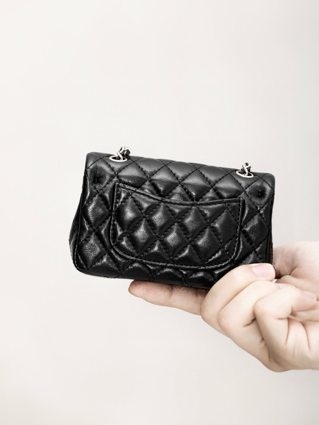 Chanel Women's Solid Color Chain Strap Flap Leather Mini Pendant Bag Bags AP4760-B21223-U0509 #77494