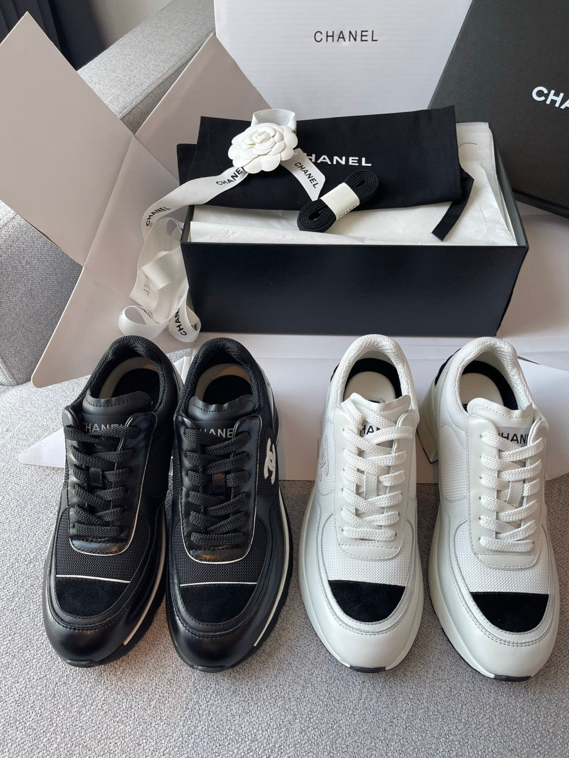 Chanel Sneakers Mixed Fibers Shiny Calfskin Suede Calfskin #335039