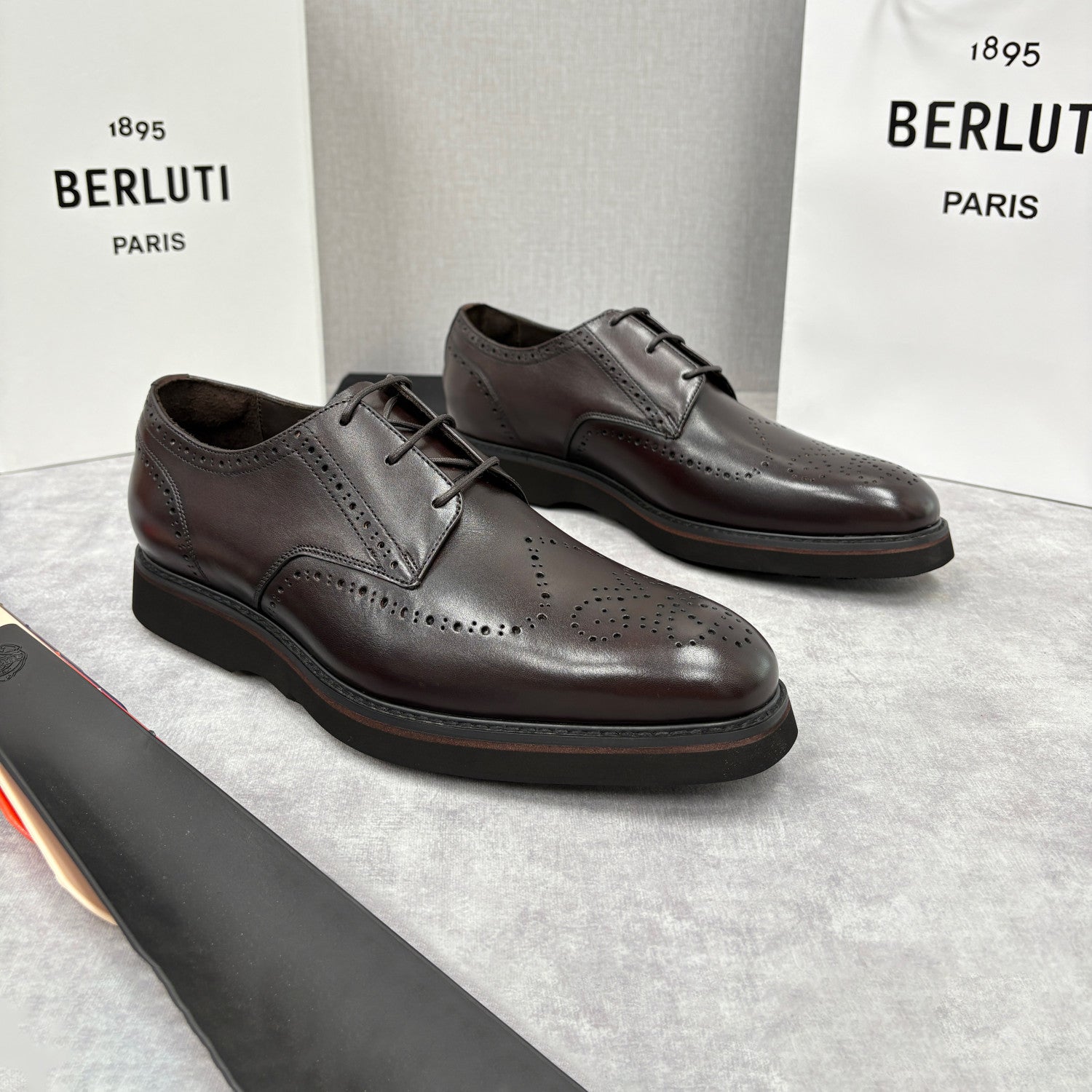 Berluti Alessio Natural Men's Spring/Fall Fashion Classic Leather Brogue Oxford Shoes with Thick Rubber Sole Calfskin Derby Shoes #78573