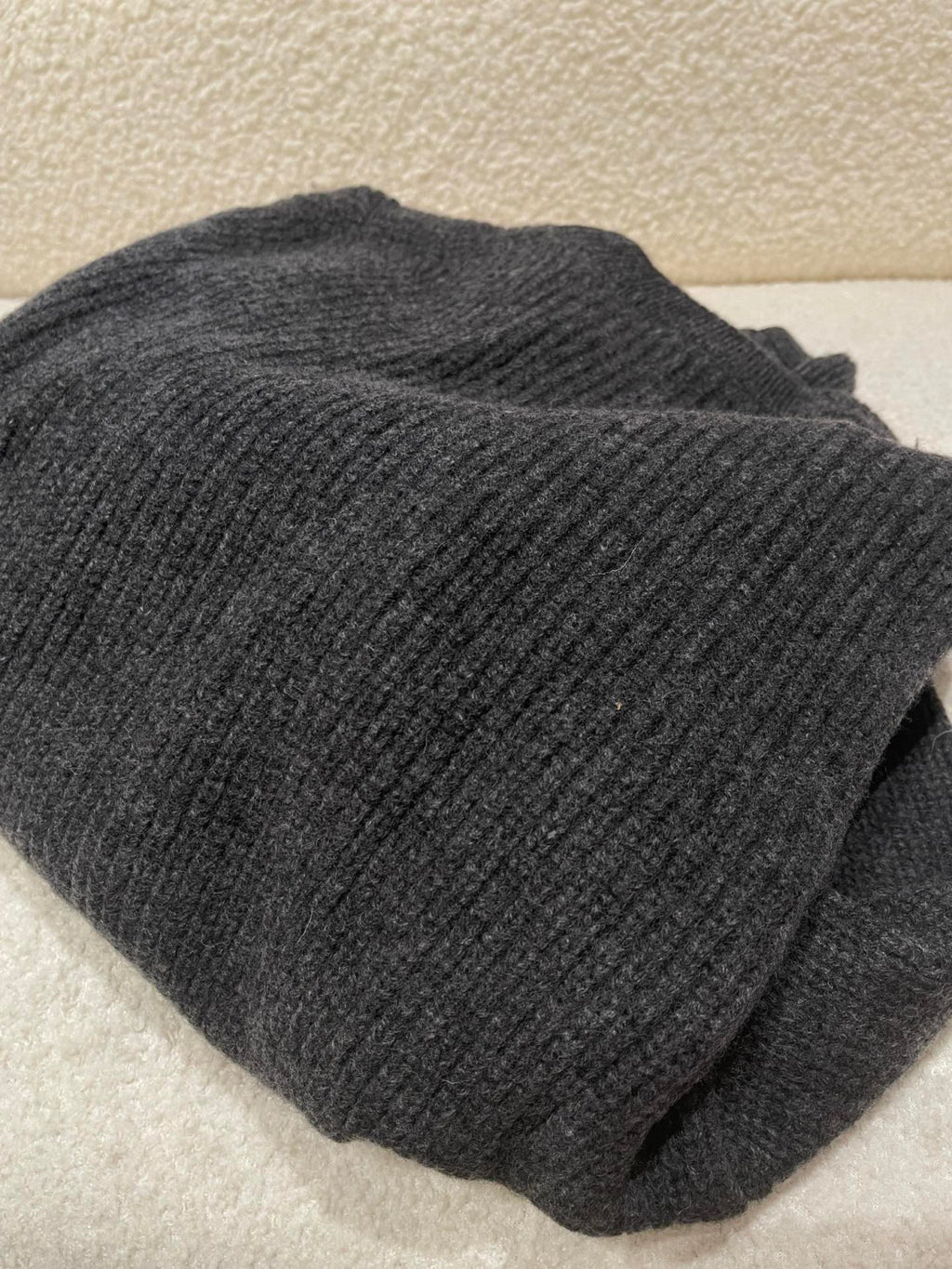 Gucci Wool Cashmere Rib Knit Sweater in Dark Grey and Black #332663