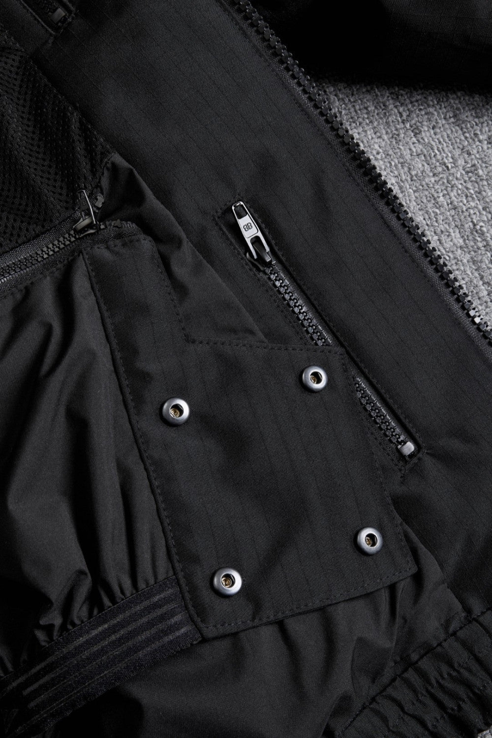 Balenciaga Men's 3b Sports Icon Ski Tracksuit Parka in Black #375922