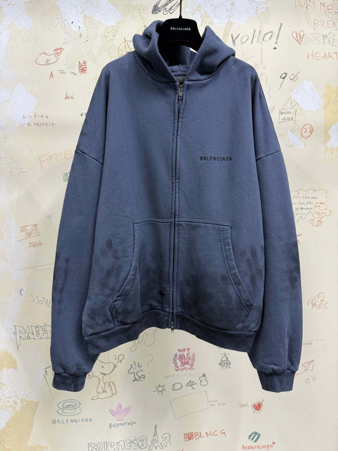 Balenciaga 25FW Men s Balenciaga Back Zipup Hoodie Regular Fit in Faded Dark Blue black Hoodie Shorts Set #332366