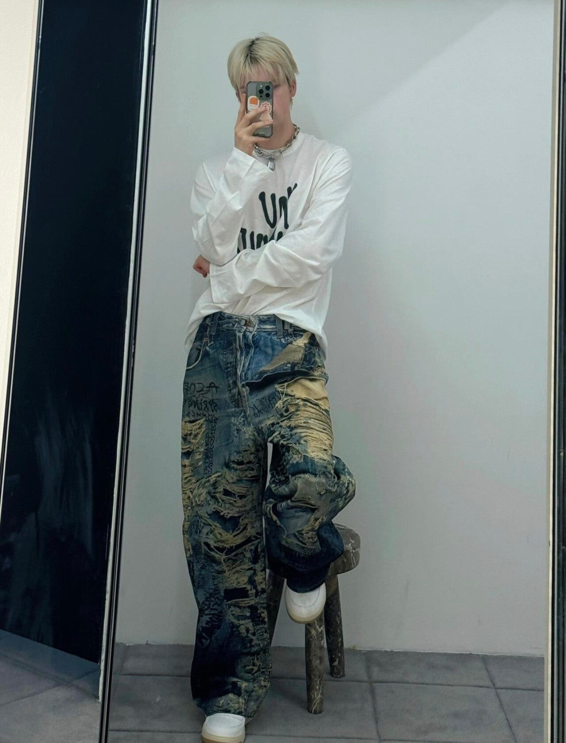 Acne Studios Men's Spring And Summer Ripped Graffiti Mise-en-scène Effect Print Denim Pants Super Loose Fit Jeans Fashion High Street Casual Blue Straight Trousers Ngvp #1186
