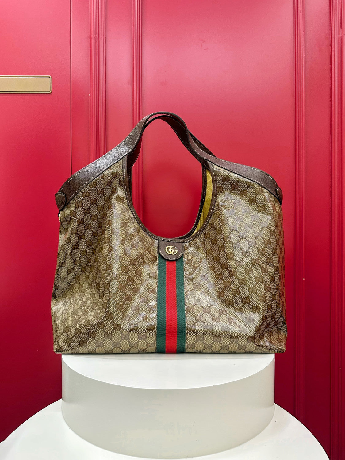 Gucci Spring/summer 2026 Women's Collection Gucci Giglio large Tote Bag Sand-colored Canvas Lining Diamond Quilted Pattern Detachable Pouch Adjustable Shoulder Strap Lady Bags #197238
