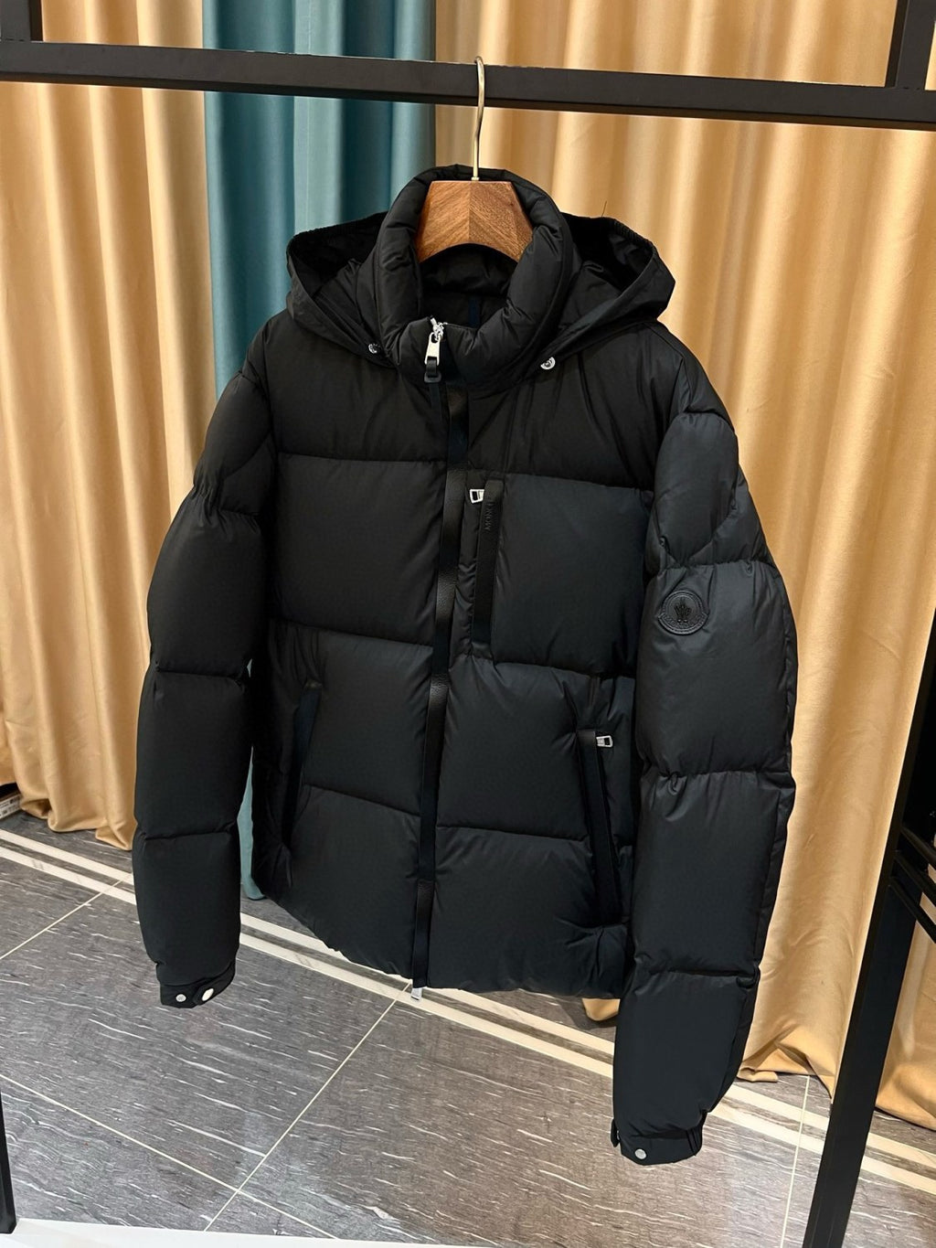 Moncler Men's Autumn and Winter Solid Color Standing Collar Zipper Long Sleeve Puffer Down Jacket #73584