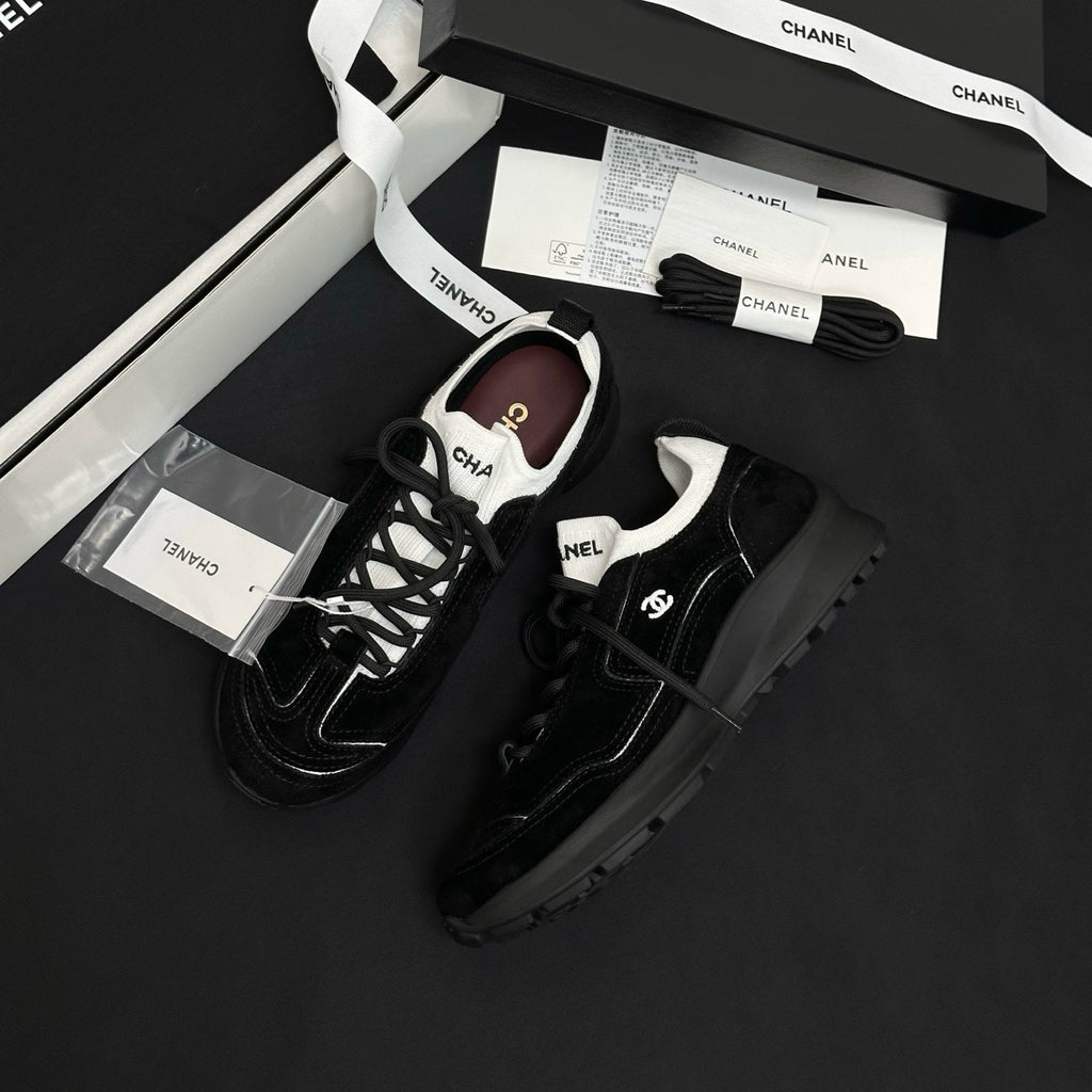 Chanel Cc Retro Casual Sneakers #387599
