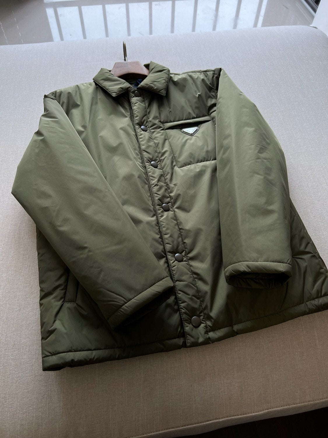 Prada Men's Autumn and Winter Solid Color Single Breasted Nylon Cotton Jacket Long Sleeve Jacket #73912