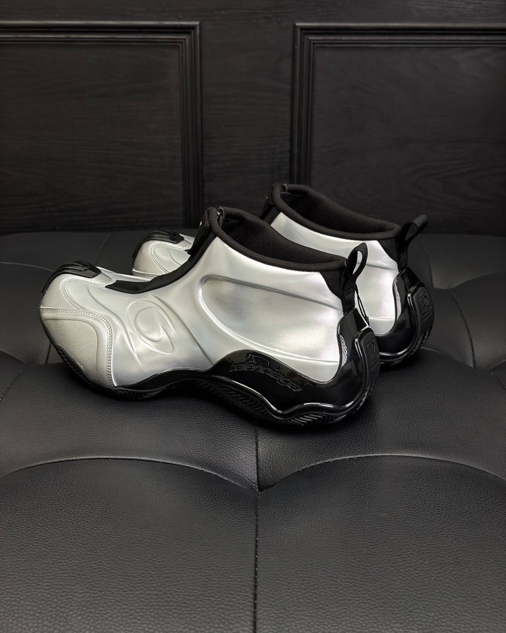 Balenciaga Basketball White Distressed Round Toe Zipper Basketball Shoes #332802