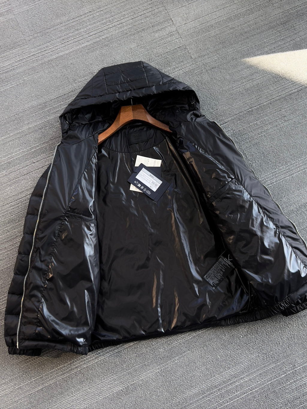 Prada Piumino Nylon Down Jacket Nero #336637