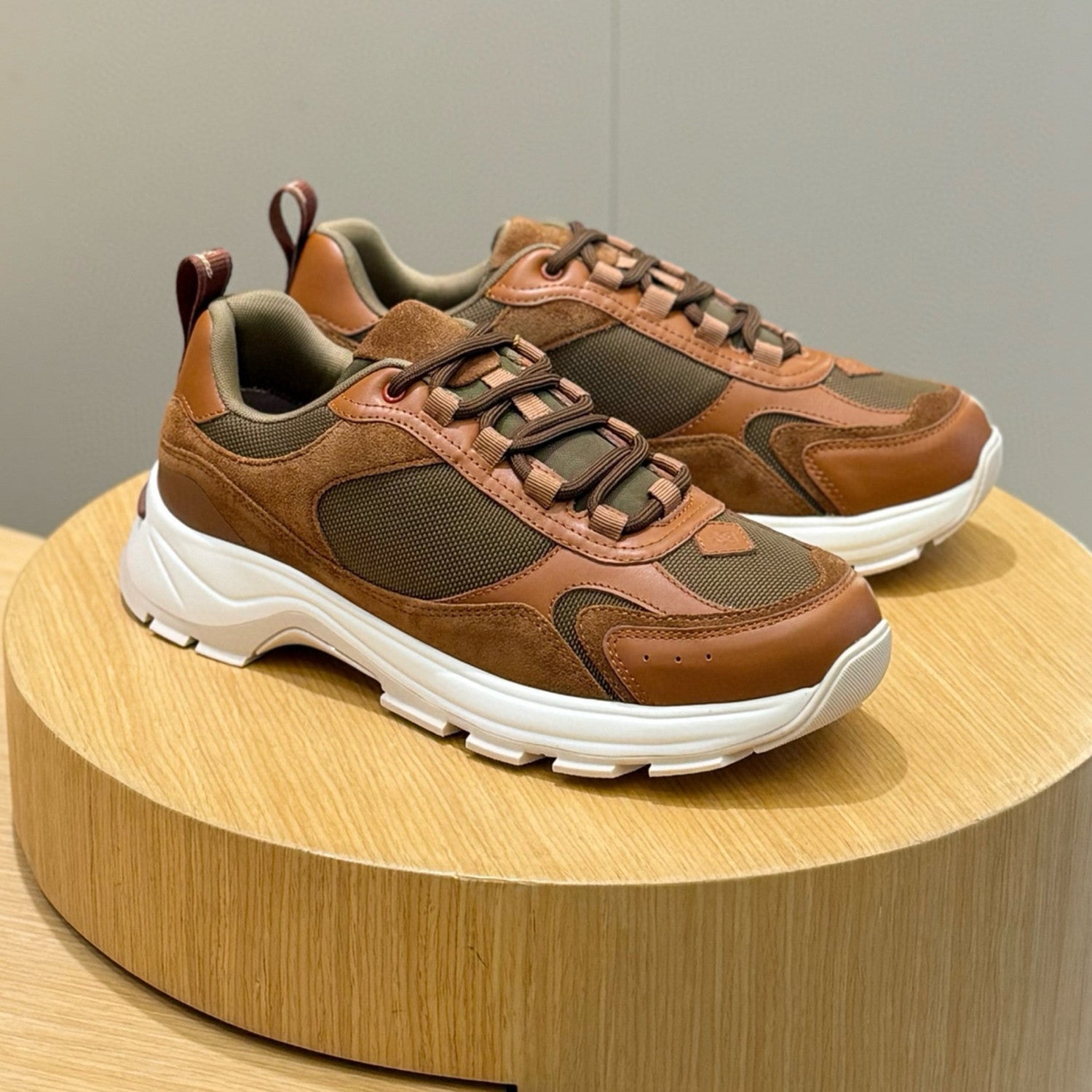 Loro Piana Cairn Walk Men's Four Seasons Sneakers Fashion Urban Modern Comfortable Commuter Casual Lace Up Shoes Ngvp #1475