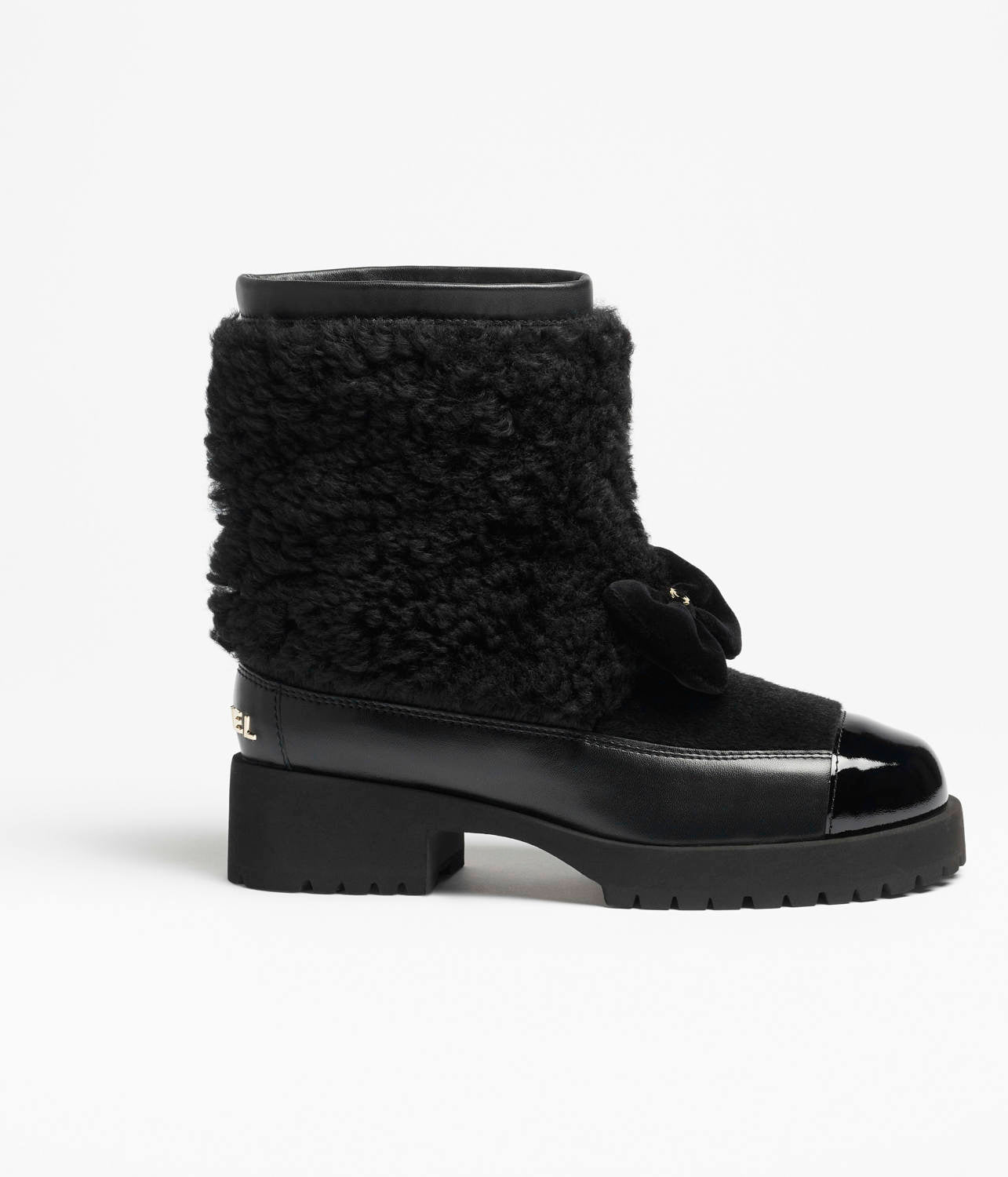 Chanel Short Boots Shearling Lambskin Calfskin Lambskin Patent Calfskin Beige Black #334244