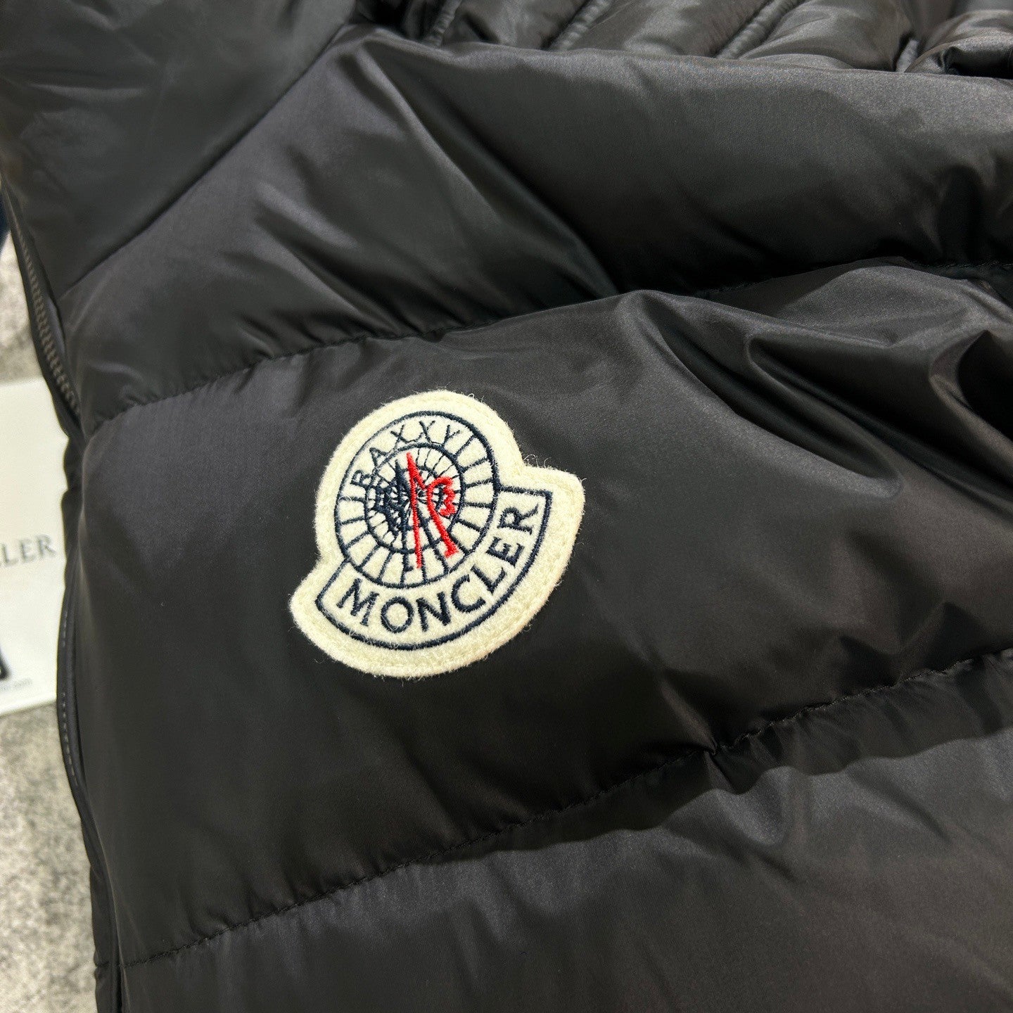 Moncler Dofa Men's and Women's Short Down Jacket Jacket #333938