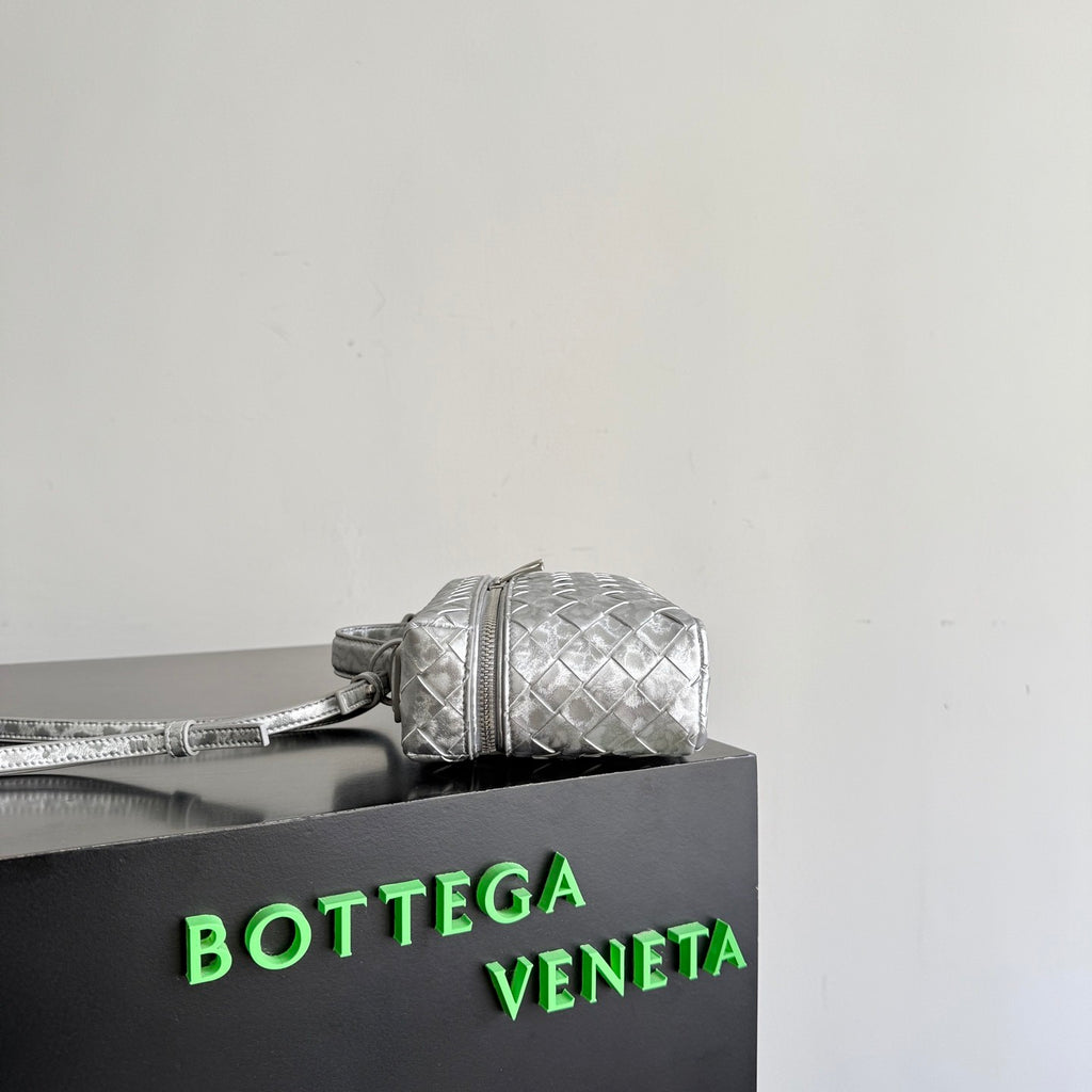 Bottega Veneta Women's New Woven Zipper Crossbody Bag Makeup Bags #195271