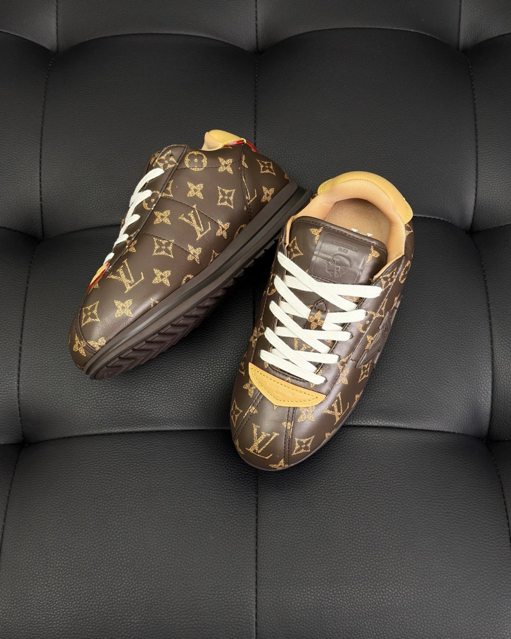 Louis Vuitton LV BUTTERSOFT Men's and Women's Spring/Summer Fashion Casual Round Toe Lace Up Logo Letter Decorated Leather Low Top Printed Sneakers Casual Shoes #78846  #335472