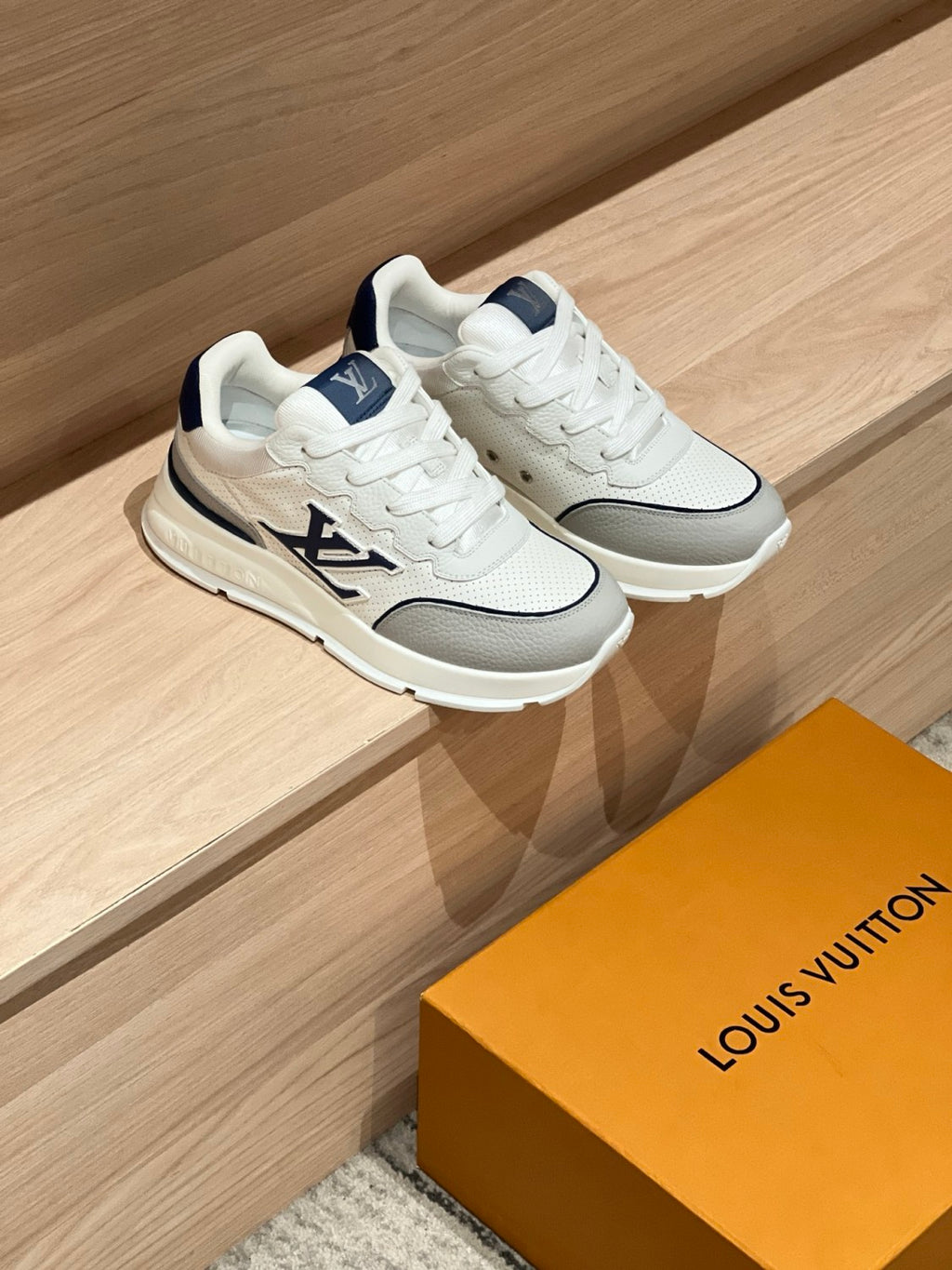 LOUIS VUITTON LV Classic Sneaker#387875