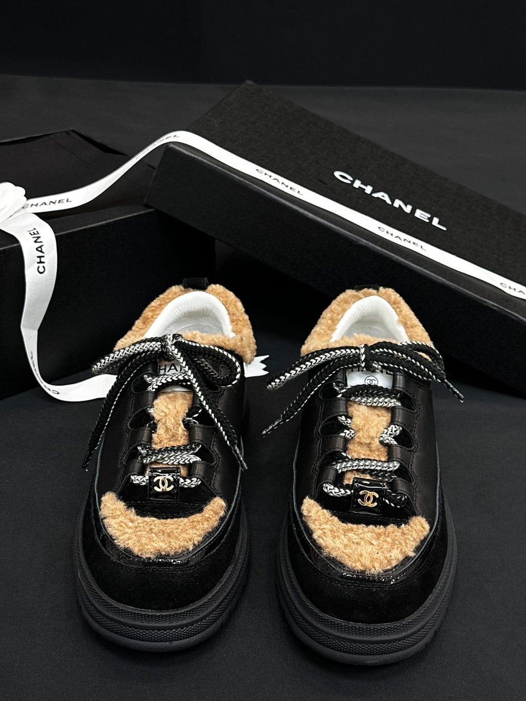 Chanel Women's Autumn/winter Color-Block Classic Fashion Round Toe Lace-up Low-top Leather Casual Shoes #78123