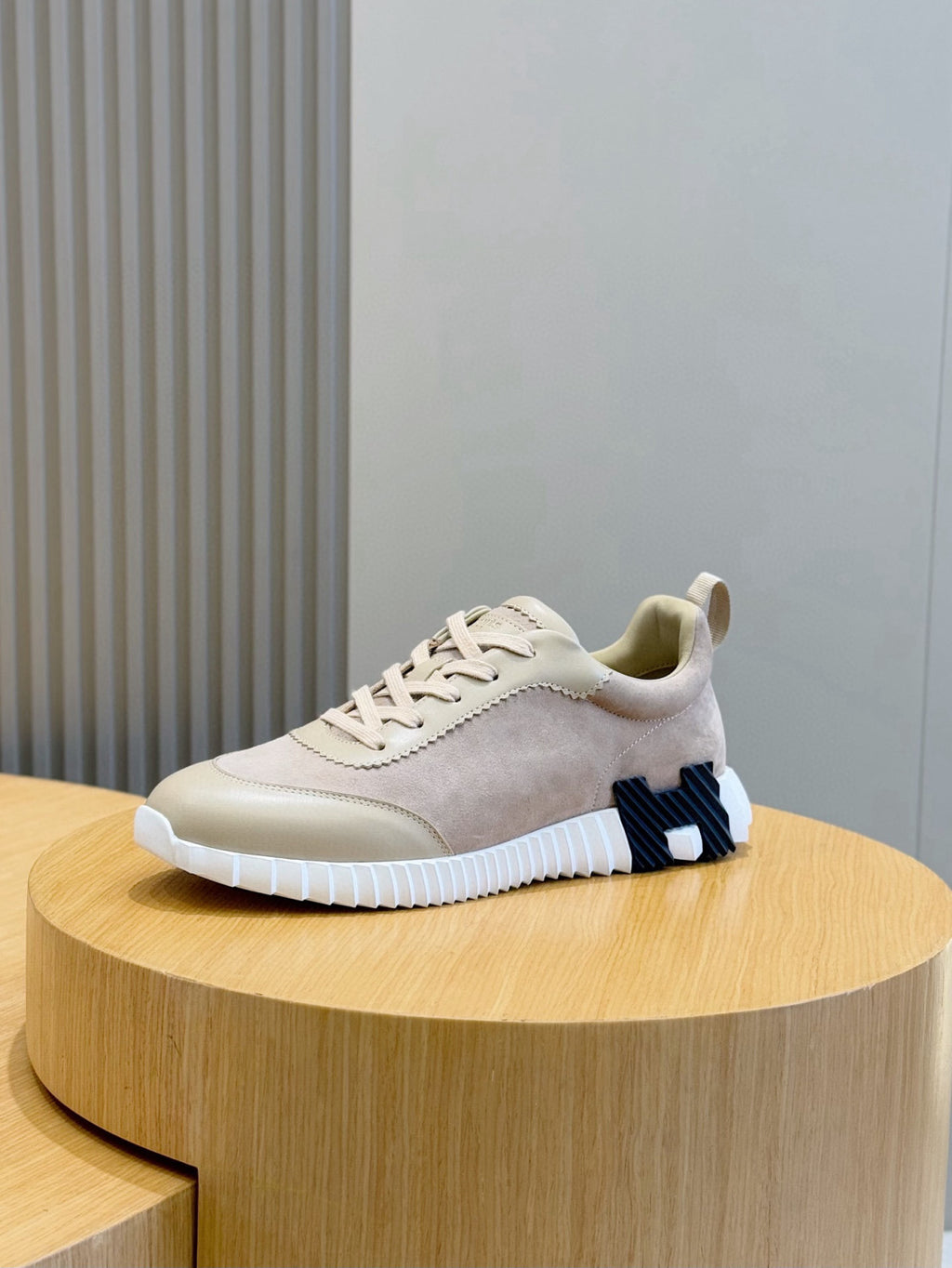 Hermes Men's Spring/Summer Fashion Casual Round Toe Lace Up Contrasting Color Suede Cowhide Low Top Sneakers #78237