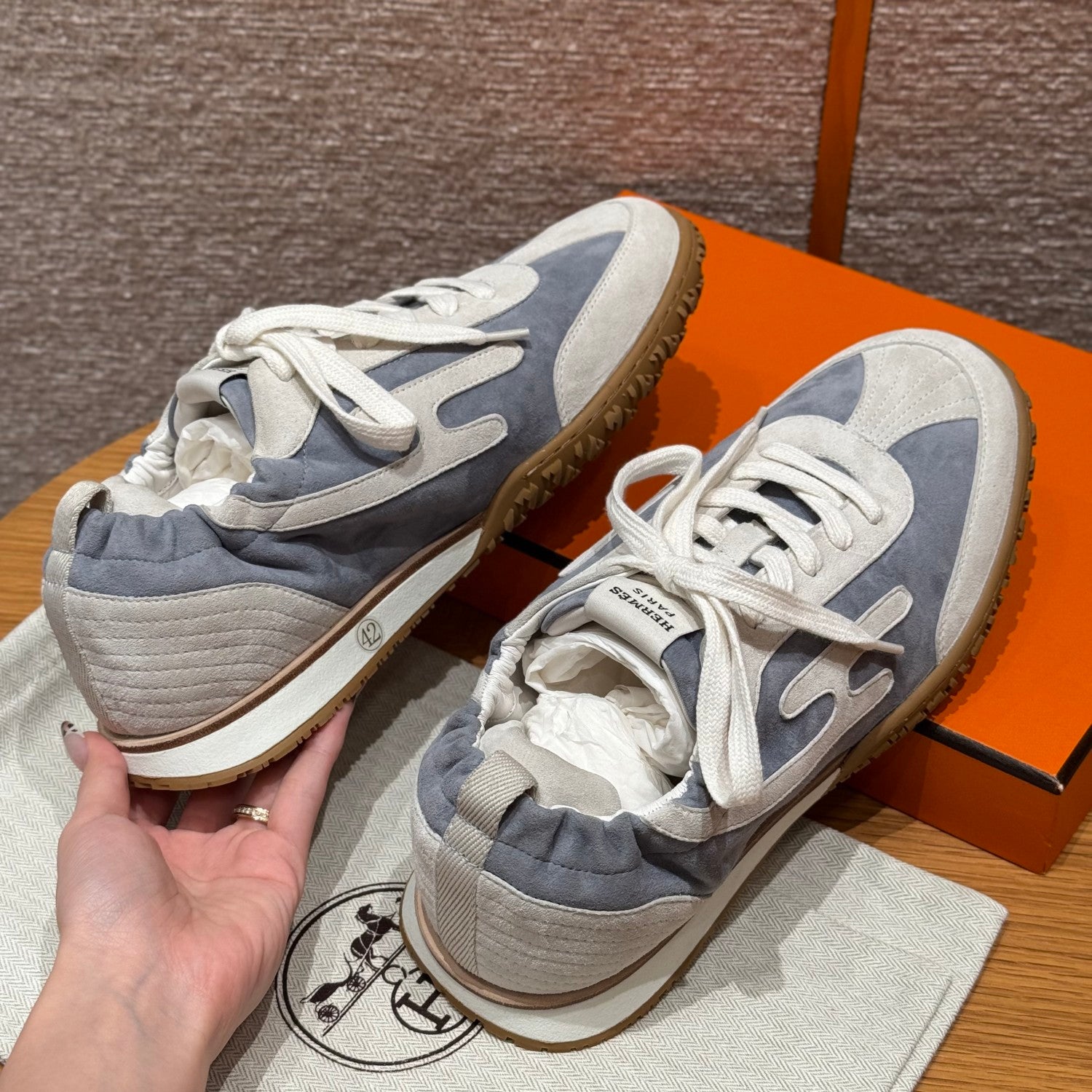 Hermes Jet Men's And Women's Spring/Fall Fashion Casual Round Toe Lace Up Low Top Suede Rubber Sole Training Shoes Sneakers #78581