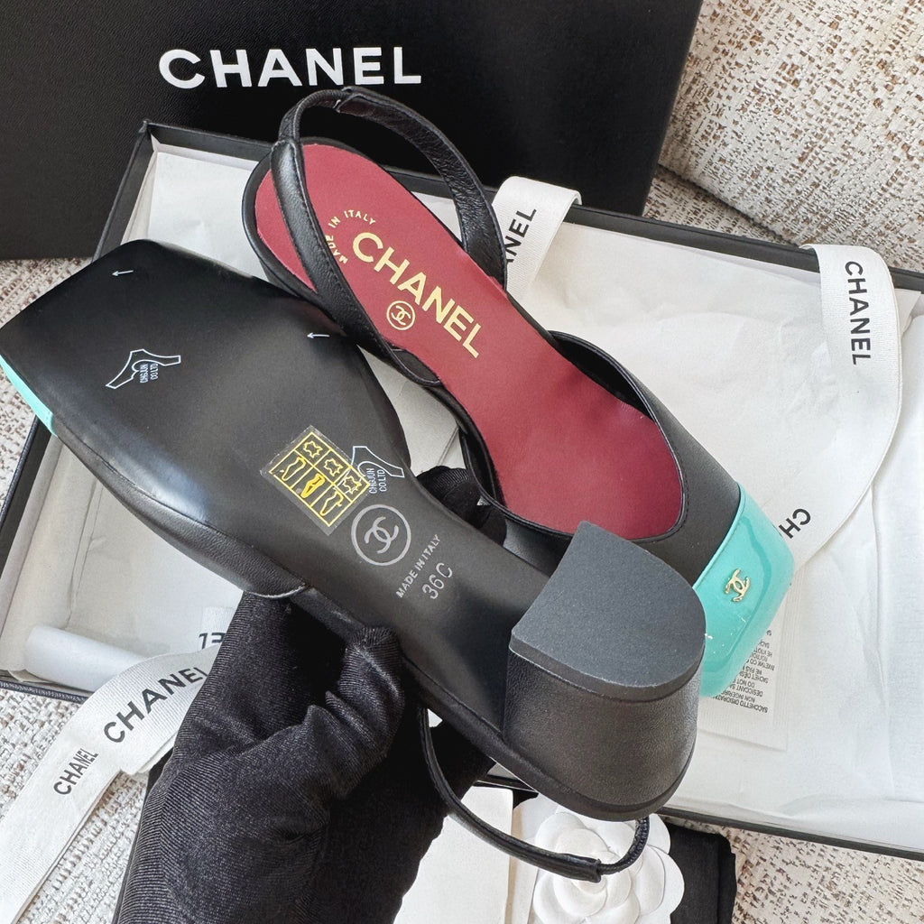 CHANEL Pumps Lambskin Patent Calfskin Black Green 6.5 CM #380111