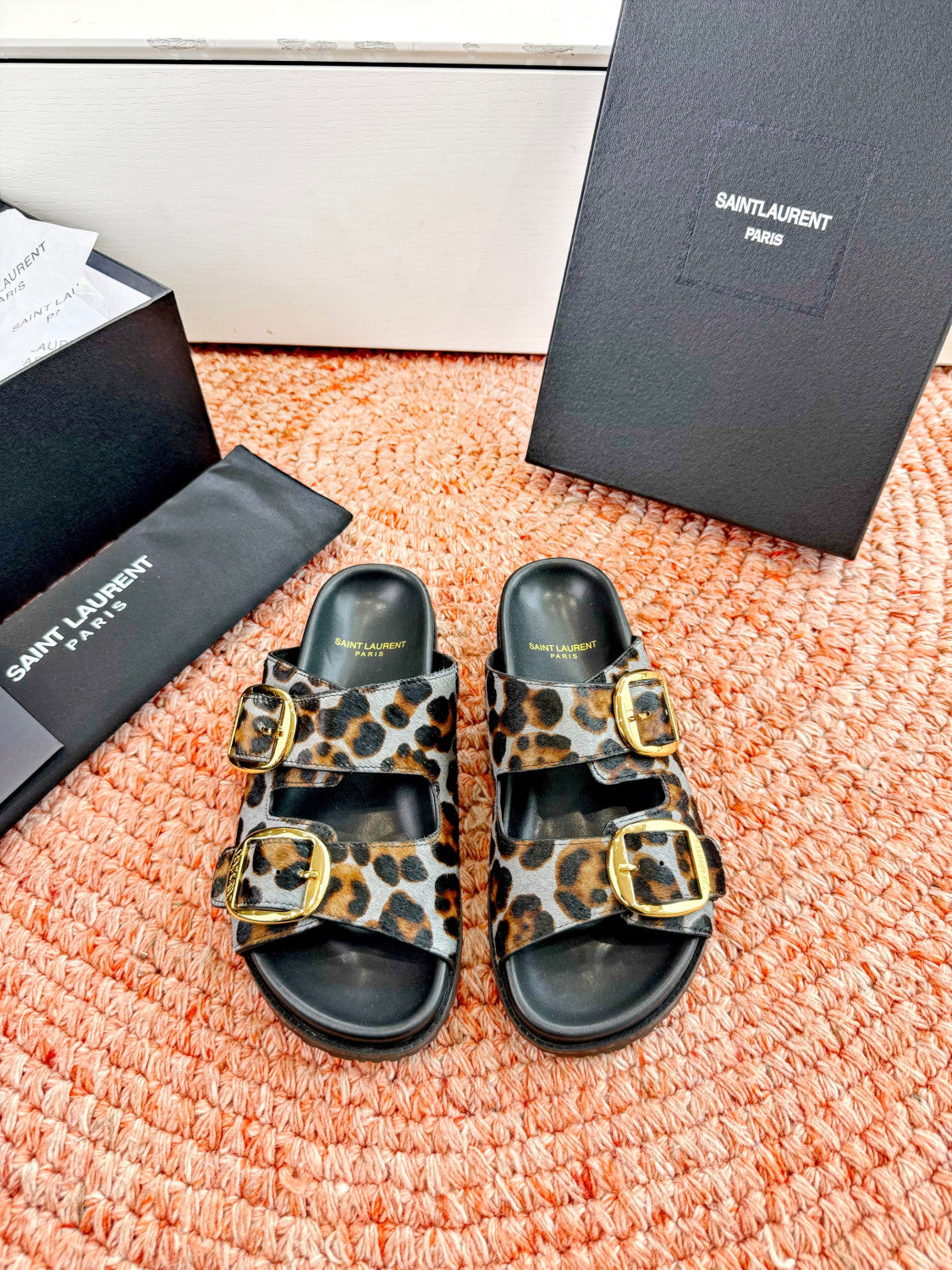 Saint Laurent Ysl Logo Beach Slippers #379498