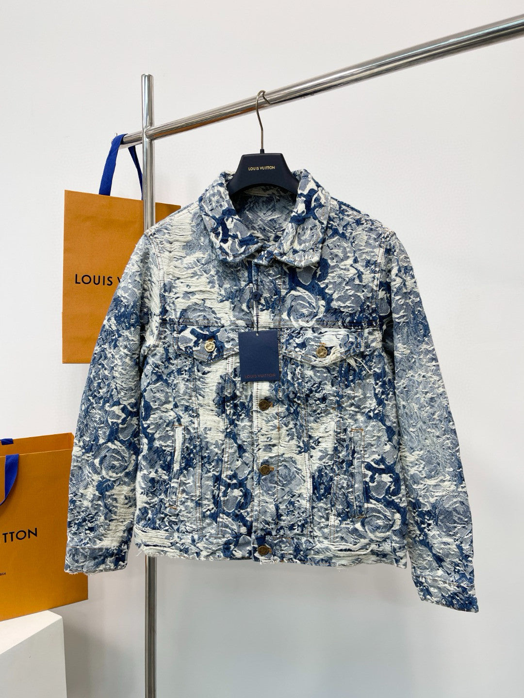 Louis Vuitton Men's Women's Spring And Autumn Cotton Denim Jacquard Embroidered Flower Denim Jacket Lapel Casual Jacket #99381