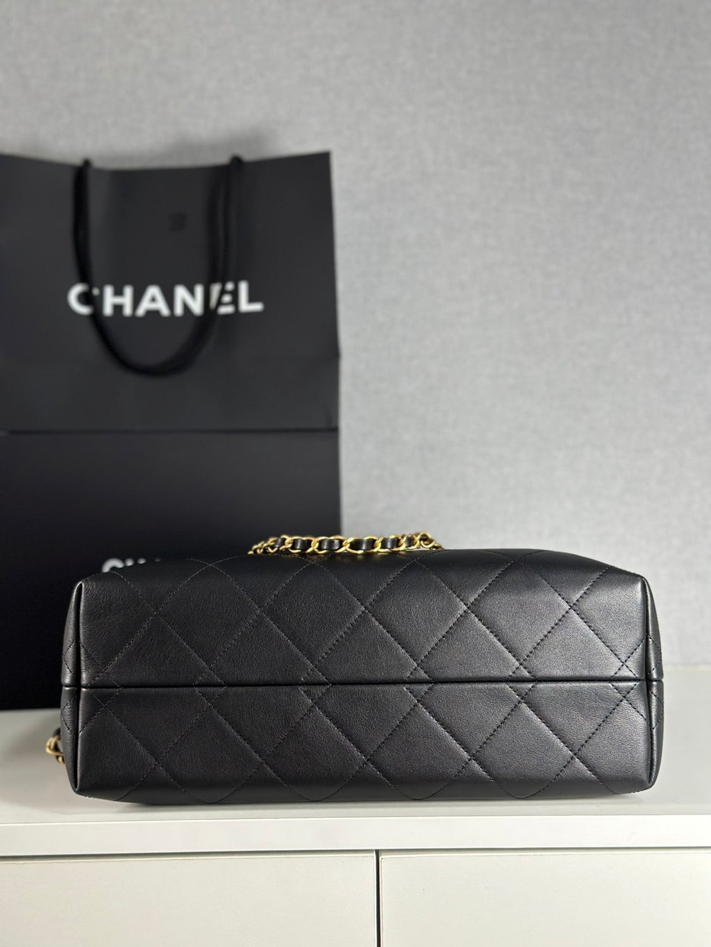 Chanel 25a Hobo Full-leather Black & Gold Horizontal Tote Bag Stylish Luxury Shimmering Shoulder Bag Handheld Large Capacity Bags  #82167A