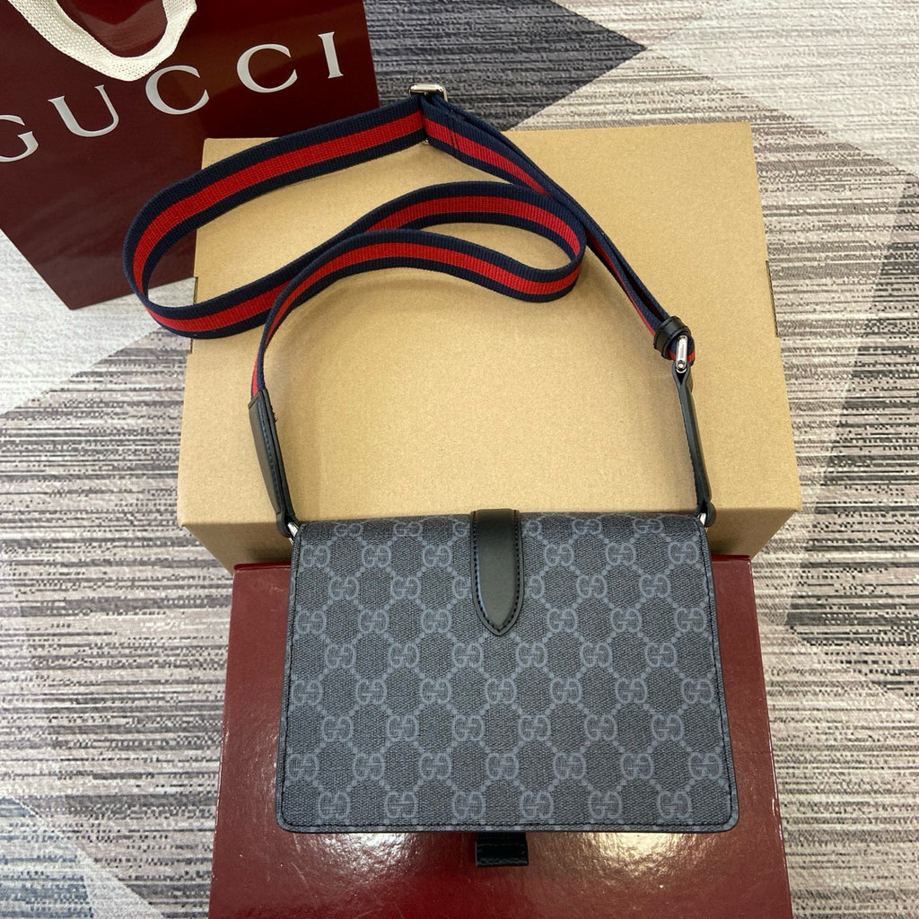 Gucci Men's Adjustable Shoulder Strap Solid Color Letter Print Buckle Closure Single Shoulder Crossbody Bag Bags #77194
